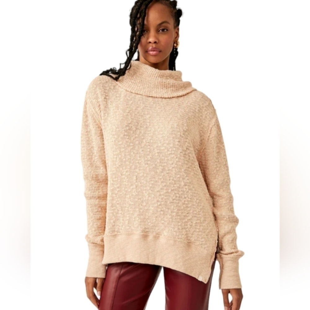 We The Free Oversized Tommy Turtleneck Sweater Cream/Tan New With Tags Size XS